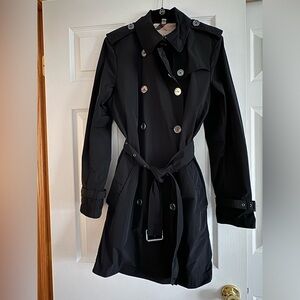 Burberry Brit trench .